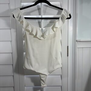 ASTR The Label Ruffled Flounce Sleeveless Ribbed White Bodysuit